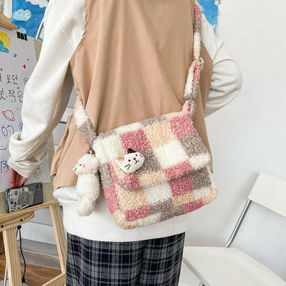 Checkerboard Fleece Bag - Model Pink